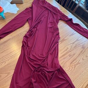 Elegant Burgundy Long Sleeve Dress